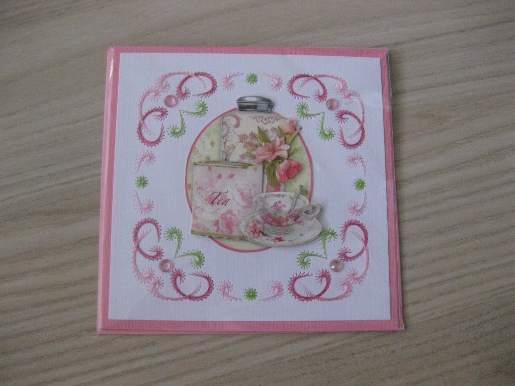 Geborduurde vierkante dubbele kaarten met envelop, p.s. € 1, Hobby en Vrije tijd, Kaarten | Zelfgemaakt, Verzenden, Nieuw, Overige thema's