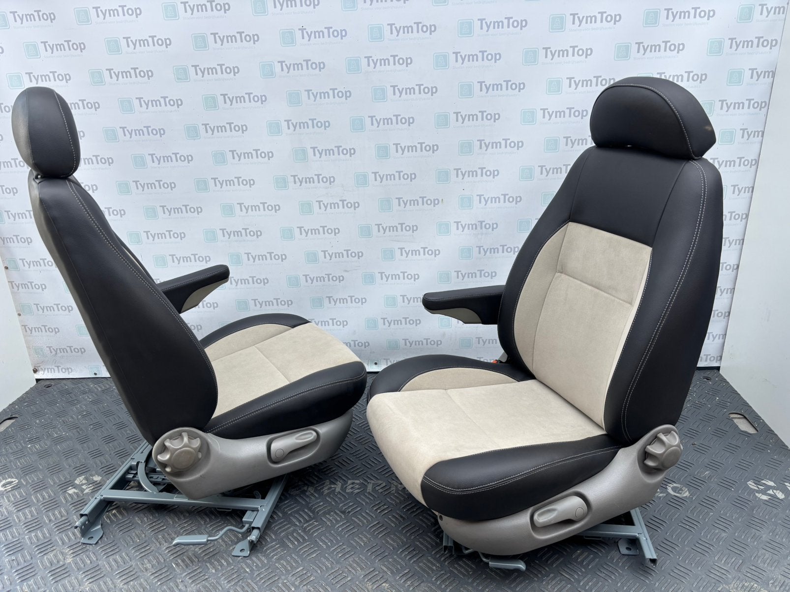 Stoelen draaistoelen camper bus Volkswagen /Mercedes /Fiat