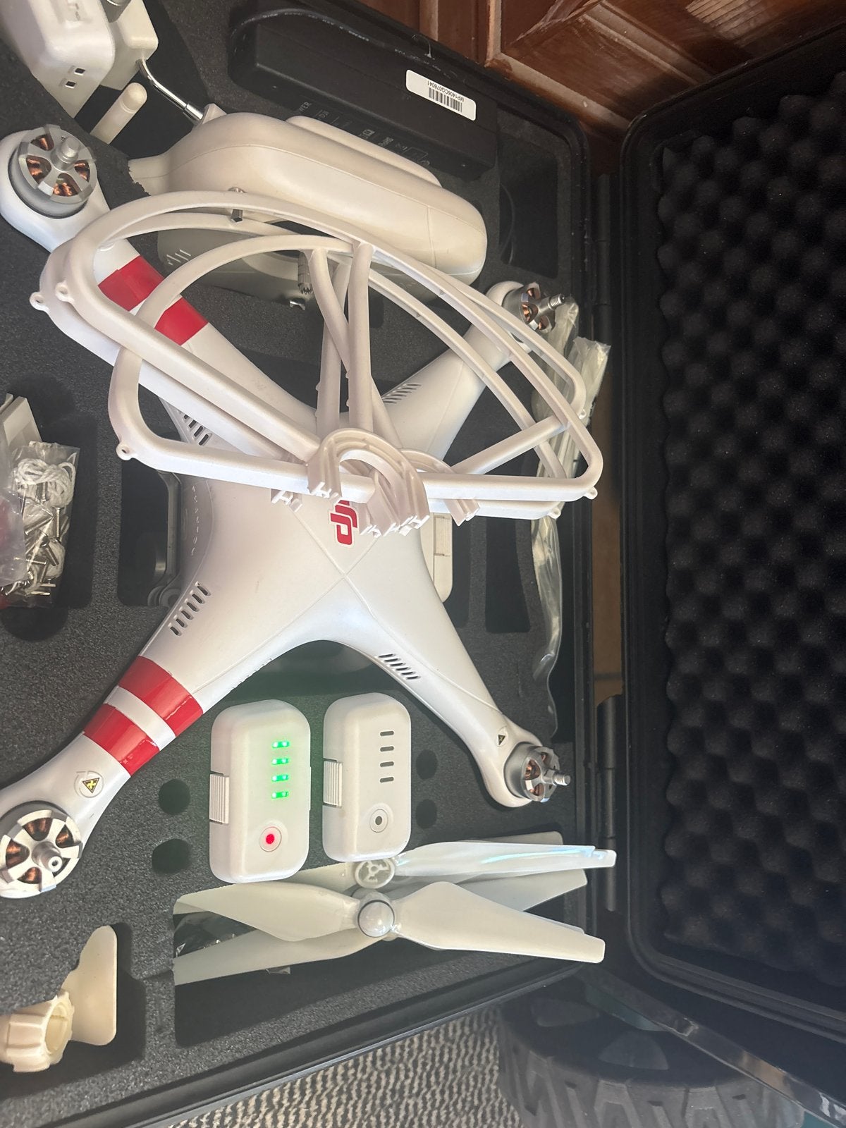 DJI Phantom 2 Vision+ Drone met FPV en accessoires, Gebruikt, Cameradrone, 100 tot 1000 meter, Extra accu('s)