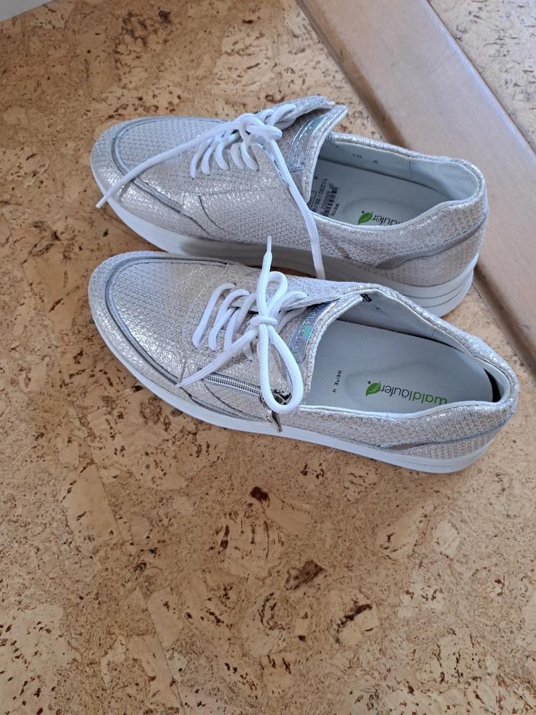 Waldläufer schoenen maat 6 breedte H beige glanzend met rits, Kleding | Dames, Schoenen, Waldläufer, Schoenen met lage hakken
