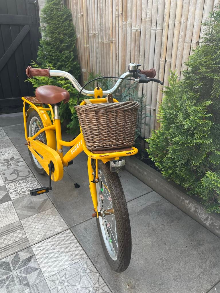 Supersuper Cooper Bamboo 18 inch kinderfiets geel, Ophalen, Gebruikt, Terugtraprem, 16 tot 20 inch