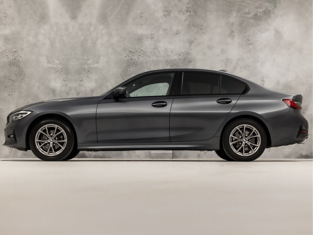 BMW 3 Serie 318i Sport Line 156Pk Automaat (VIRTUAL COCKPIT, Automaat, Achterwielaandrijving, Gebruikt, Origineel Nederlands