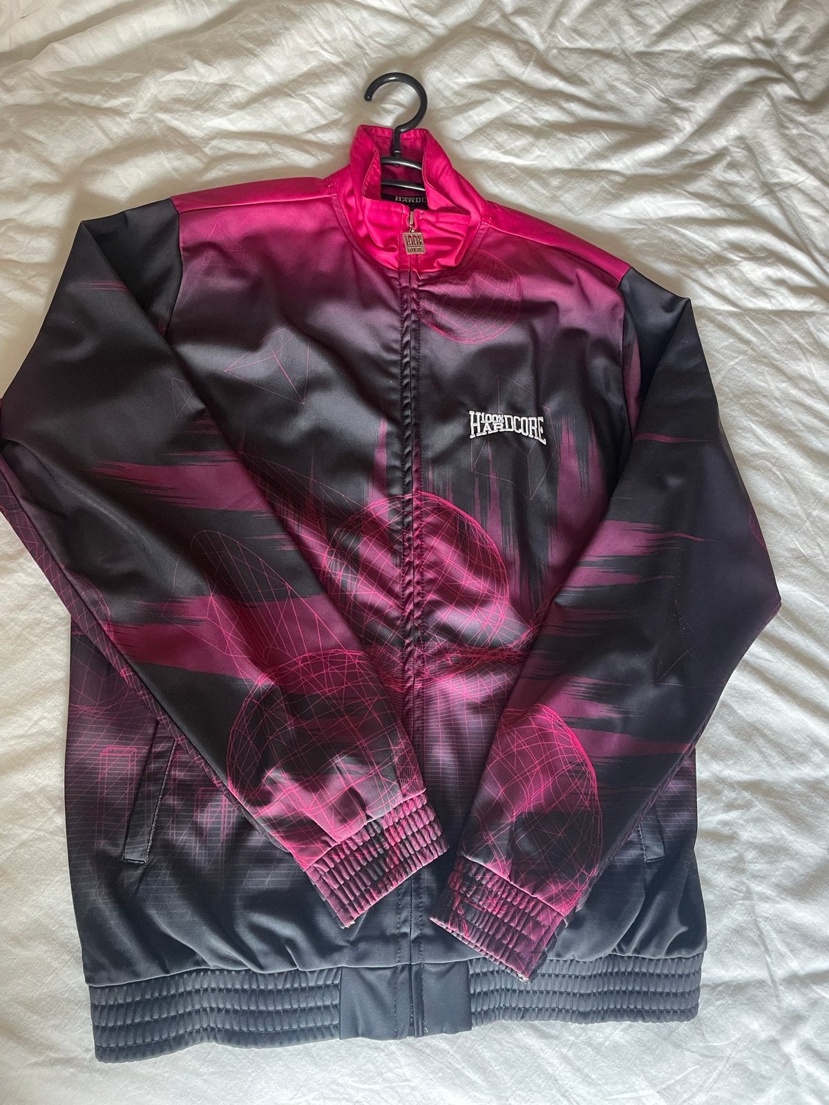 100% Hardcore Trainingsjack Maat M - Zwart/Roze, Ophalen of Verzenden, Zo goed als nieuw, Maat 48/50 (M), Meerkleurig