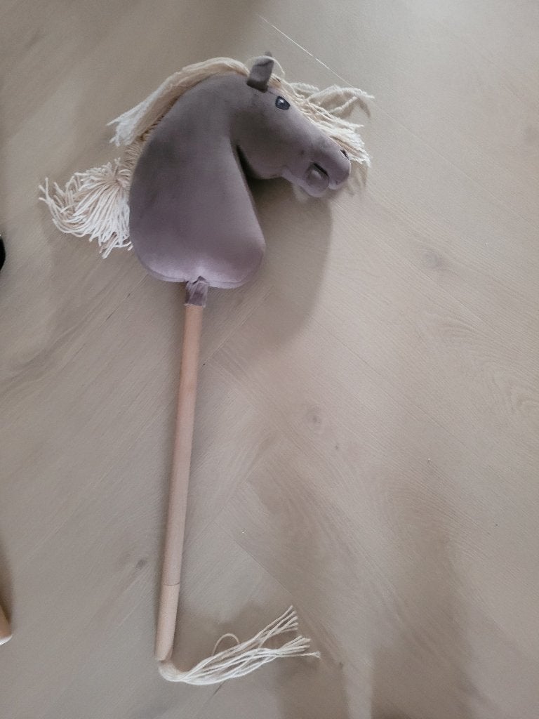 Mooi Hobby Horse paard in nieuwstaat, Ophalen of Verzenden, Zo goed als nieuw, Jongen of Meisje