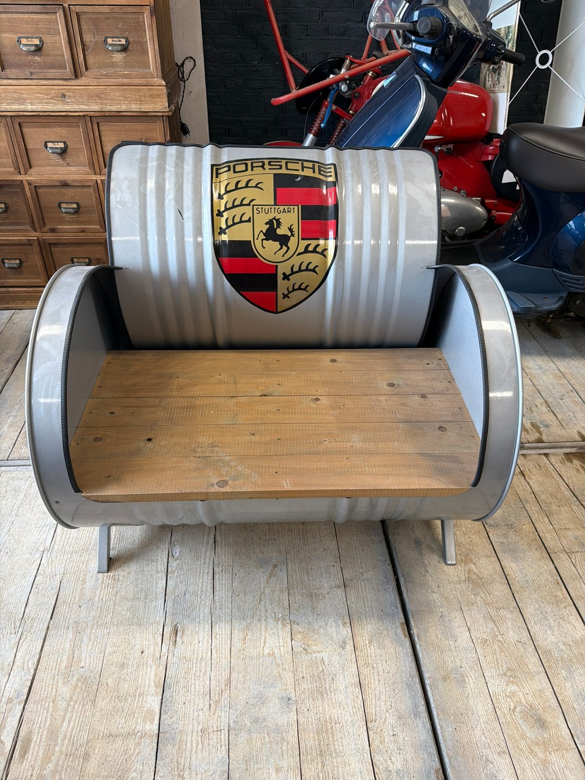 Unieke Porsche Olievat Bank - Industriële Stijl, Ophalen of Verzenden, Gebruikt, Hout