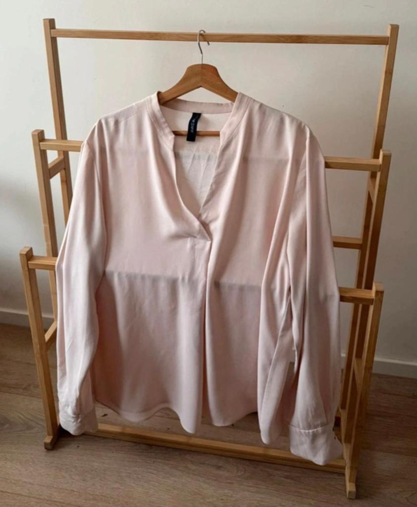 Marccain blouse  Maat N6, Ophalen of Verzenden, Zo goed als nieuw, Maat 42/44 (L), Roze