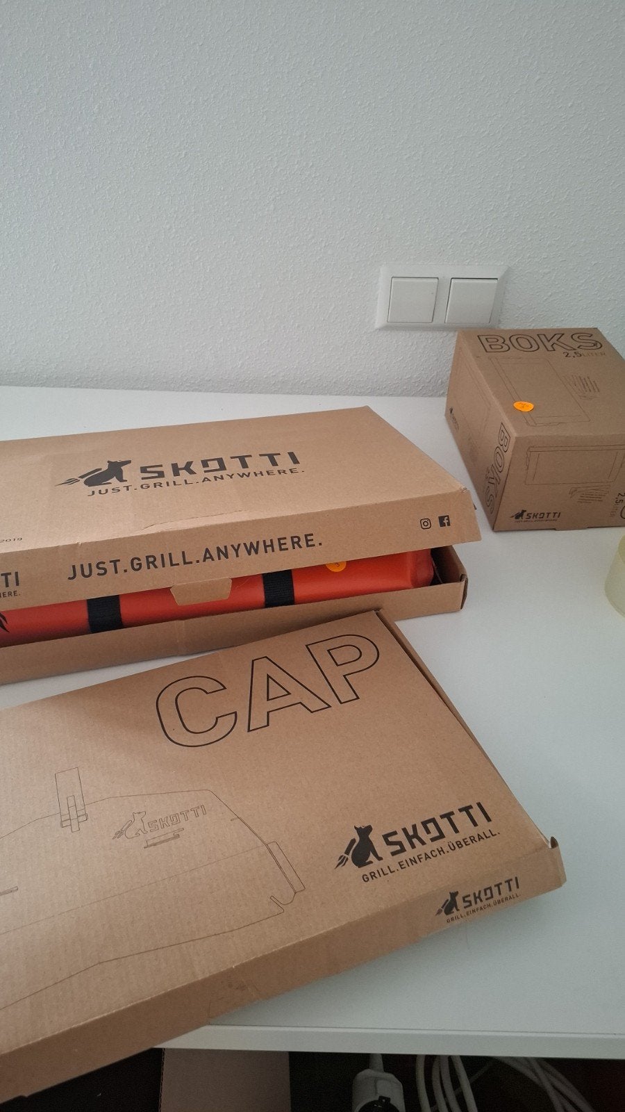 Skotti Grill met accessoires - Nieuw in doos, Ophalen of Verzenden, Nieuw, Skotti