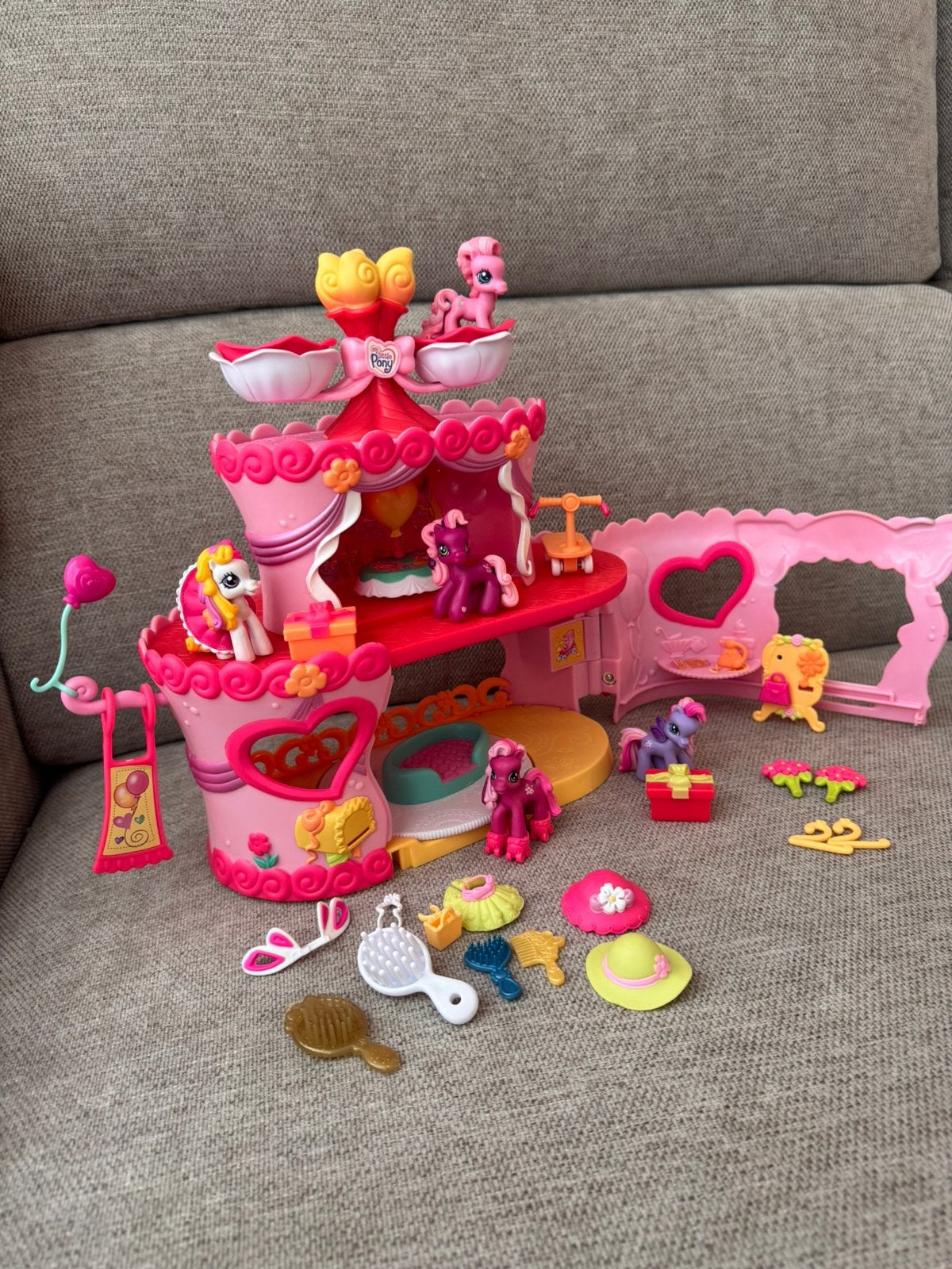 My Little Pony Ponyville Pinkie Pie’s Roller Skate Party Cak, Ophalen of Verzenden, Zo goed als nieuw