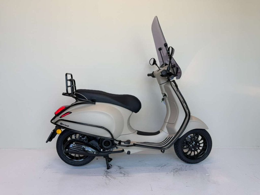 Vespa Sprint Desert Storm, BWJ 2017, Niet ingevuld, Gebruikt, Niet ingevuld, Ophalen of Verzenden