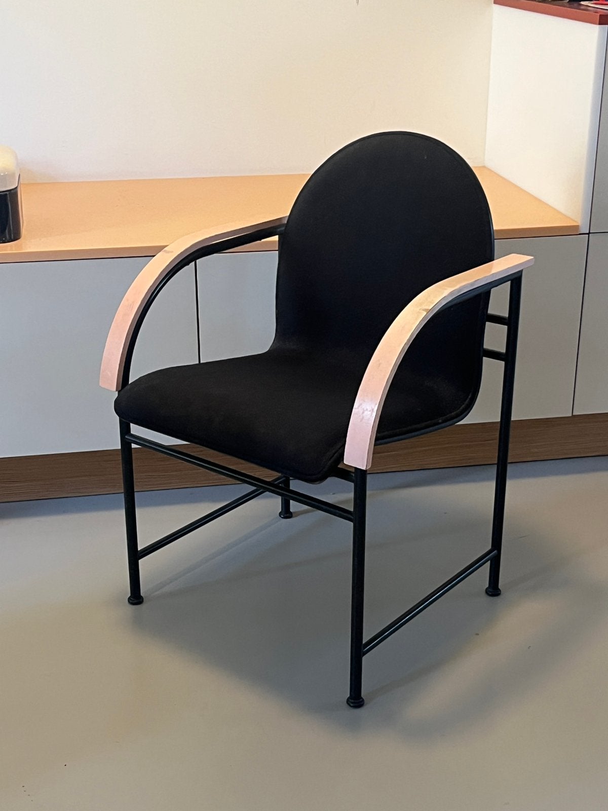 Arco bk dining chair memphis, Gebruikt, Zwart, Ophalen of Verzenden, Memphis
