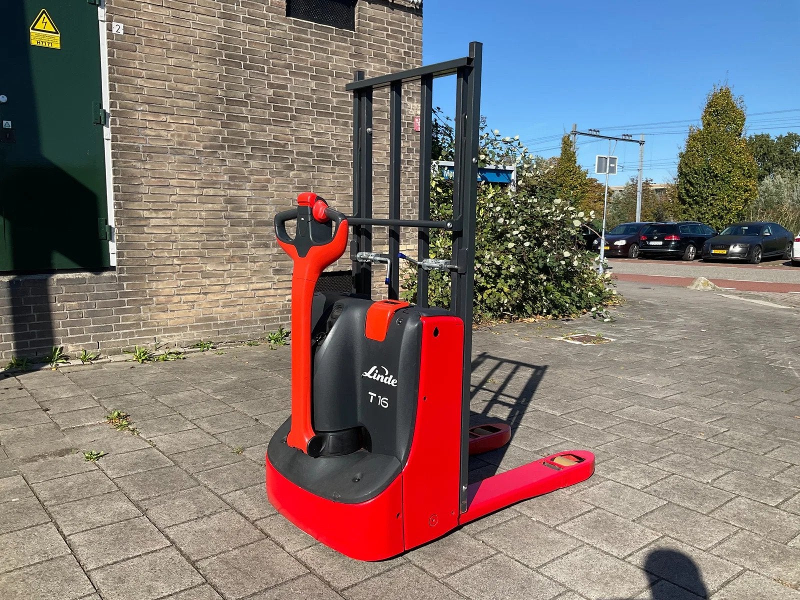 Linde T16 1600KG BREDE PALLETWAGEN / HEFTRUCK (bj 2021), Linde, 1000 tot 2000 kg, Marconistraat 2
3133KL  Vlaardingen, NL, Yilmaz Heftrucks