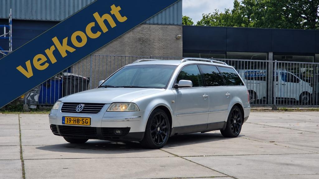 Volkswagen Passat 2.8 V6 4MOTION|NAP|STOEL.VW|TREKHAAK|, Auto's, Volkswagen, Stof, Zwart, Origineel Nederlands, Handgeschakeld