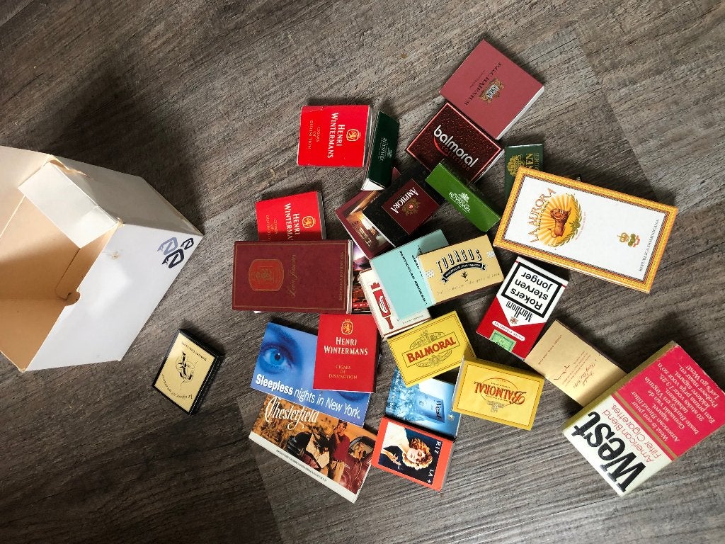 Doosje vol verschillende luciferdoosjes (met lucifers) 1, Ophalen of Verzenden, Zo goed als nieuw, Sigarenbandjes