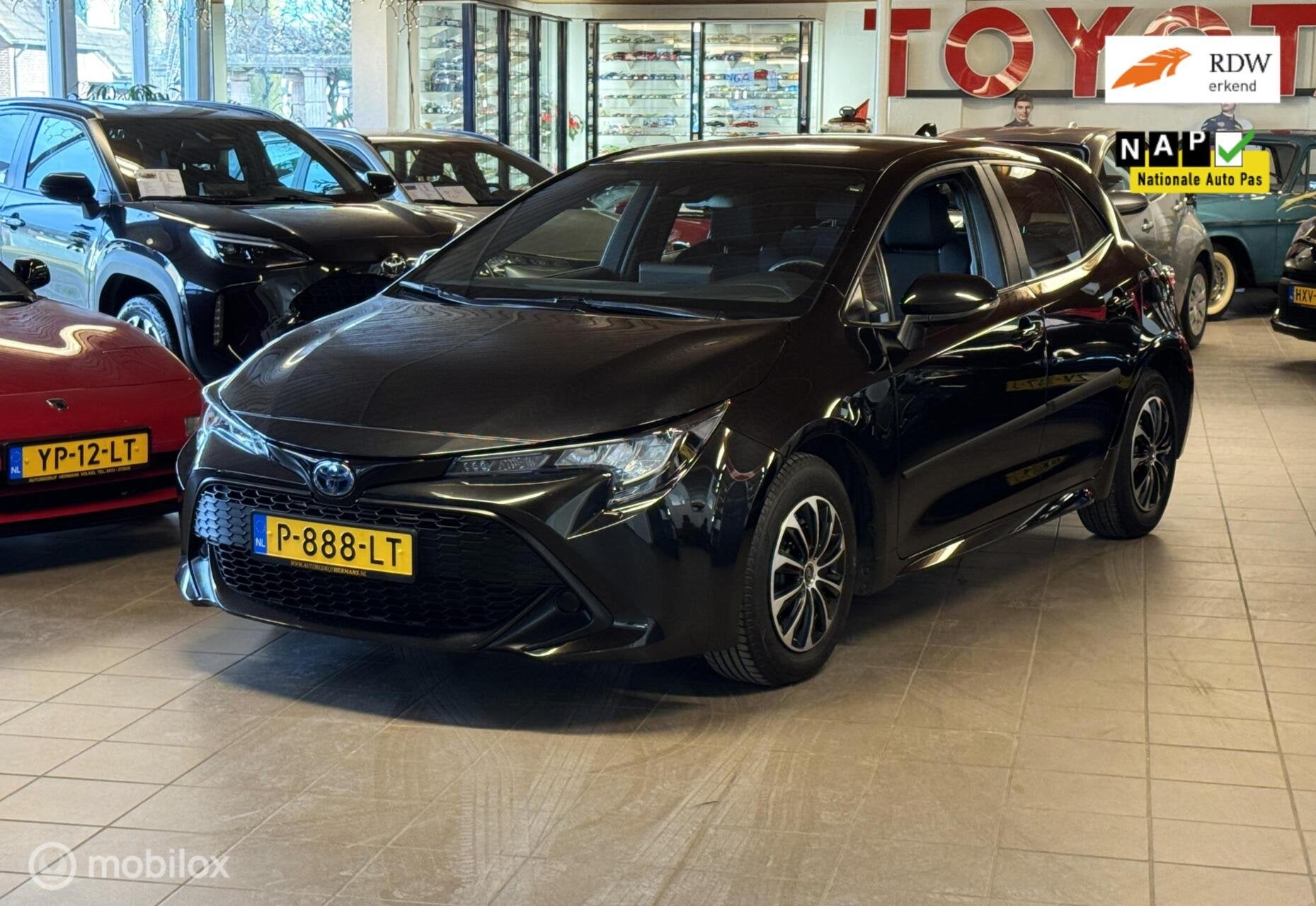 Toyota Corolla 1.8 5-Drs Hybrid carplay, navi NLauto, Auto's, 12 maanden, 450 kg, Gebruikt, 4 cilinders