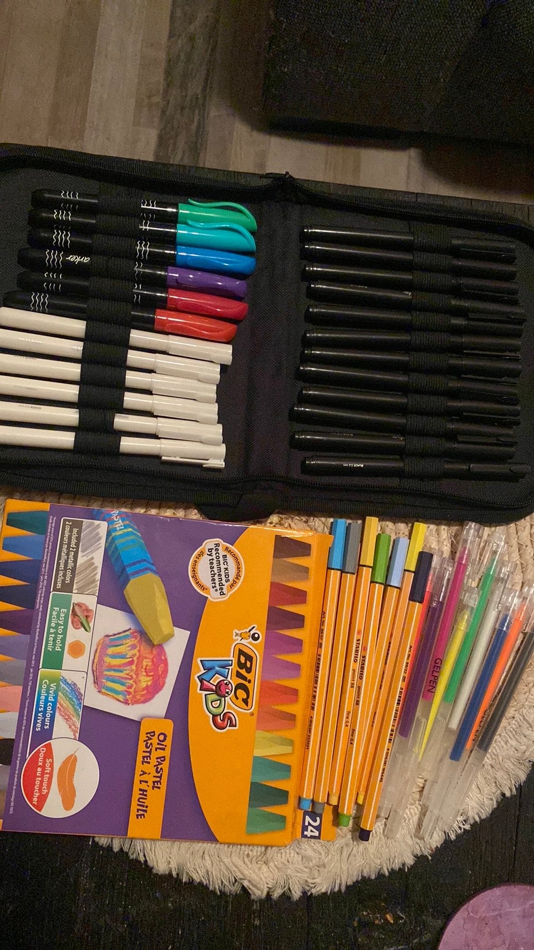 Teken spullen stabilo Bic stiften fineliner gelpennen wasco, Ophalen of Verzenden, Zo goed als nieuw, Potlood of Stift