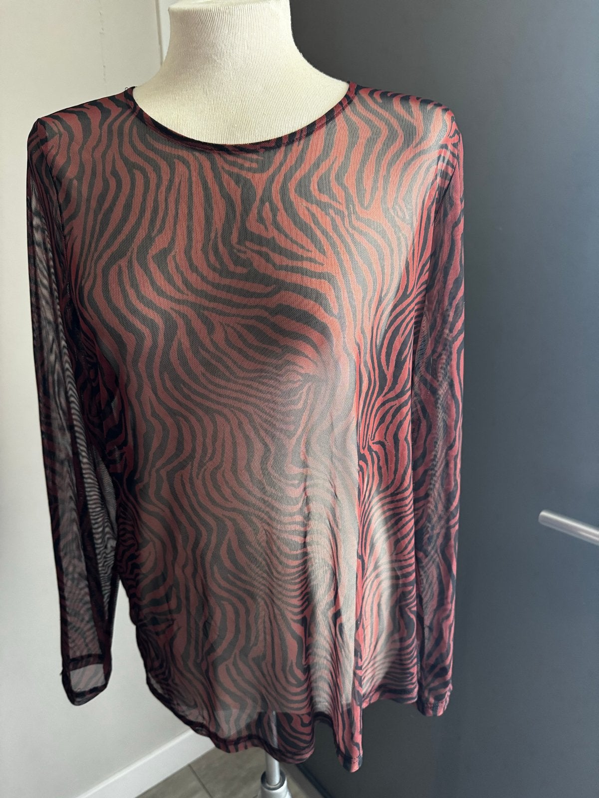 Nieuwe MSmode blouse maat 46 met zebraprint, Maat 46/48 (XL) of groter, Nieuw, Ophalen of Verzenden, Lange mouw
