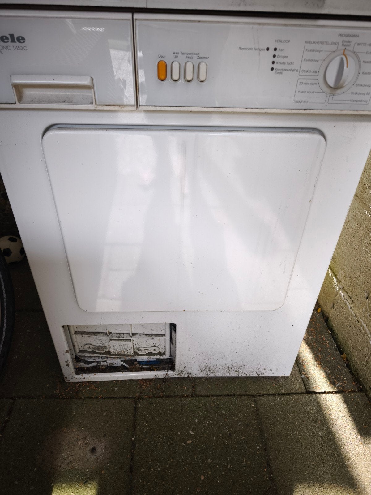 kapotte Miele Novotronic T453C, 4 tot 6 kg, Ophalen of Verzenden, Voorlader, Niet werkend