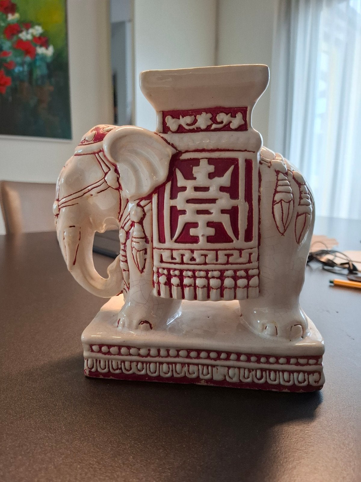 Decoratieve olifant kaarsenhouder, rood en wit, Antiek en Kunst, Ophalen of Verzenden