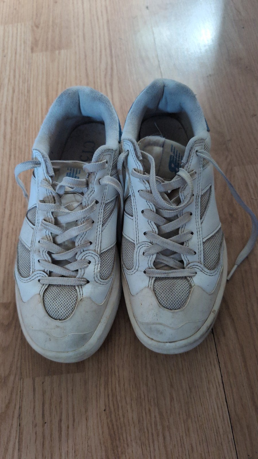 New Balance sneakers wit/blauw - Gedragen, Wit, New Balance, Ophalen of Verzenden, Sneakers of Gympen