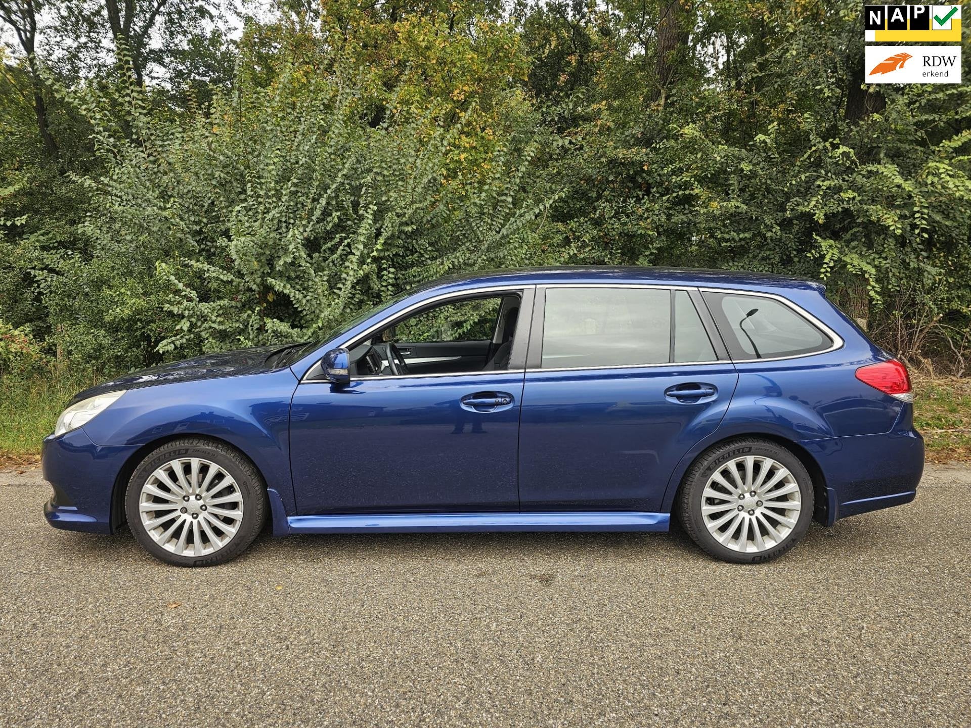 Subaru Legacy Touring Wagon 2.0D Executive, Gebruikt, 1532 kg, 4 cilinders, Blauw