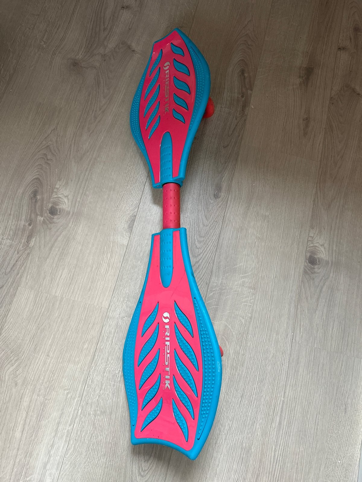 Waveboard - Blauw/Roze RipStik, Sport en Fitness, Ophalen, Gebruikt, Waveboard