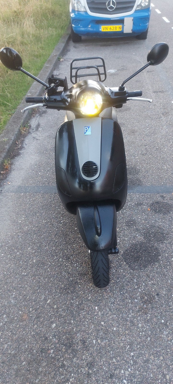 Vespa LX 50 2T | 2009 | Slechts 8.000 km | Blauw kenteken |, Fietsen en Brommers, Scooters | Vespa, Gebruikt, Ophalen of Verzenden