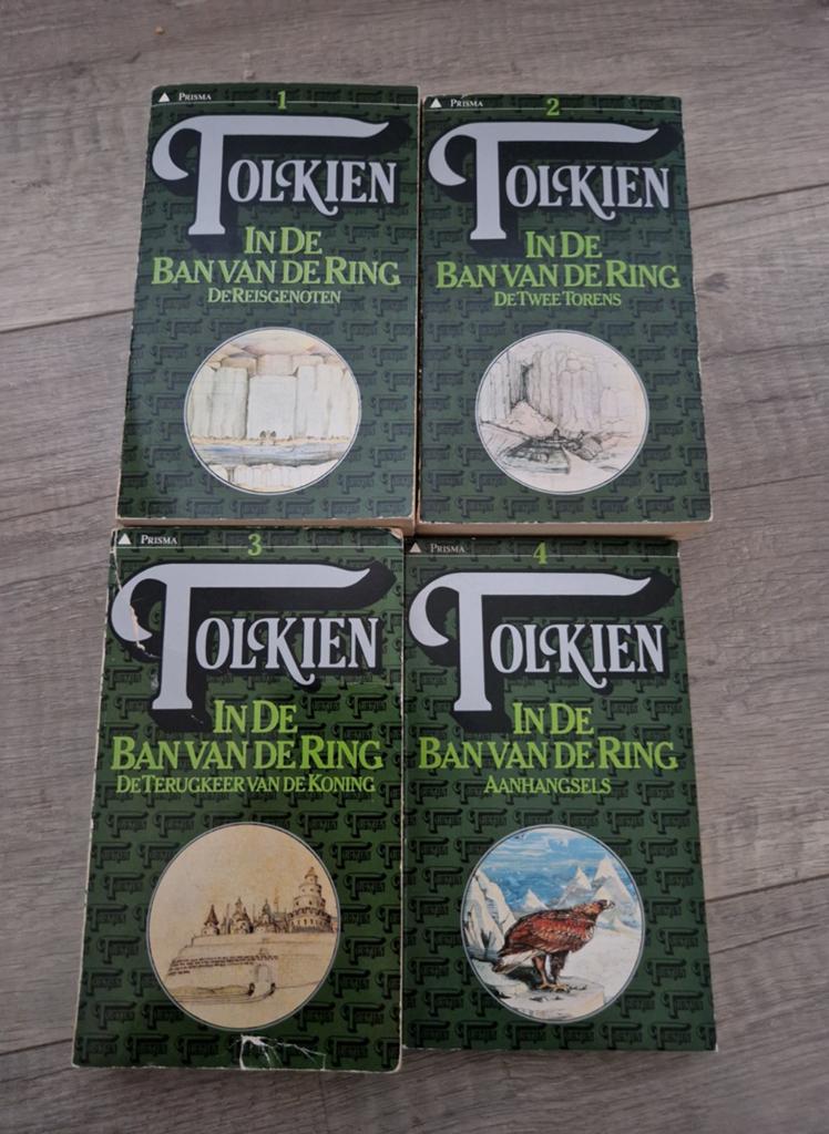 Boeken j r r tolkien ban van de ring Aanhangsels prisma 4, Ophalen of Verzenden, Zo goed als nieuw