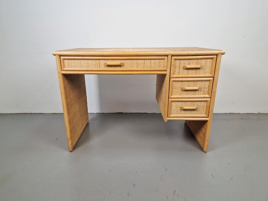 Vintage Bureau bamboe rotan bohemien lades Frankrijk ´70  , Huis en Inrichting, Bureaus, Ophalen, N, N, N