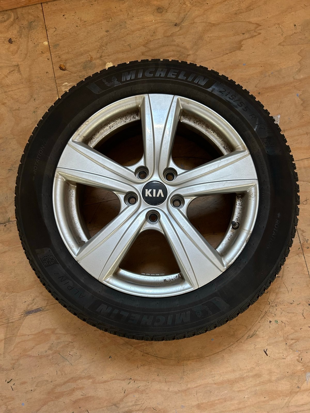 Kia Niro L.m. Velgen met winterbanden., Ophalen, Banden en Velgen, 17 inch, Winterbanden