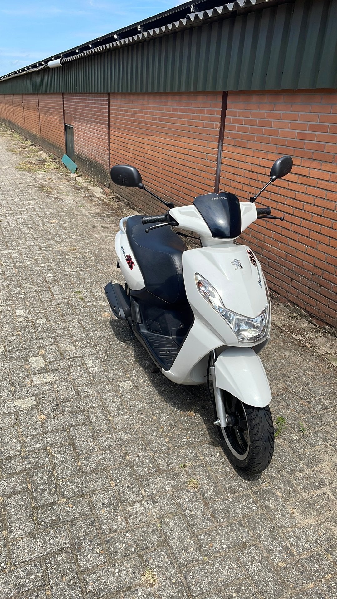 Peugeot kisbee goed onderhouden!, Fietsen en Brommers, Scooters | Peugeot, Ophalen, Zo goed als nieuw, Benzine, Overige modellen
