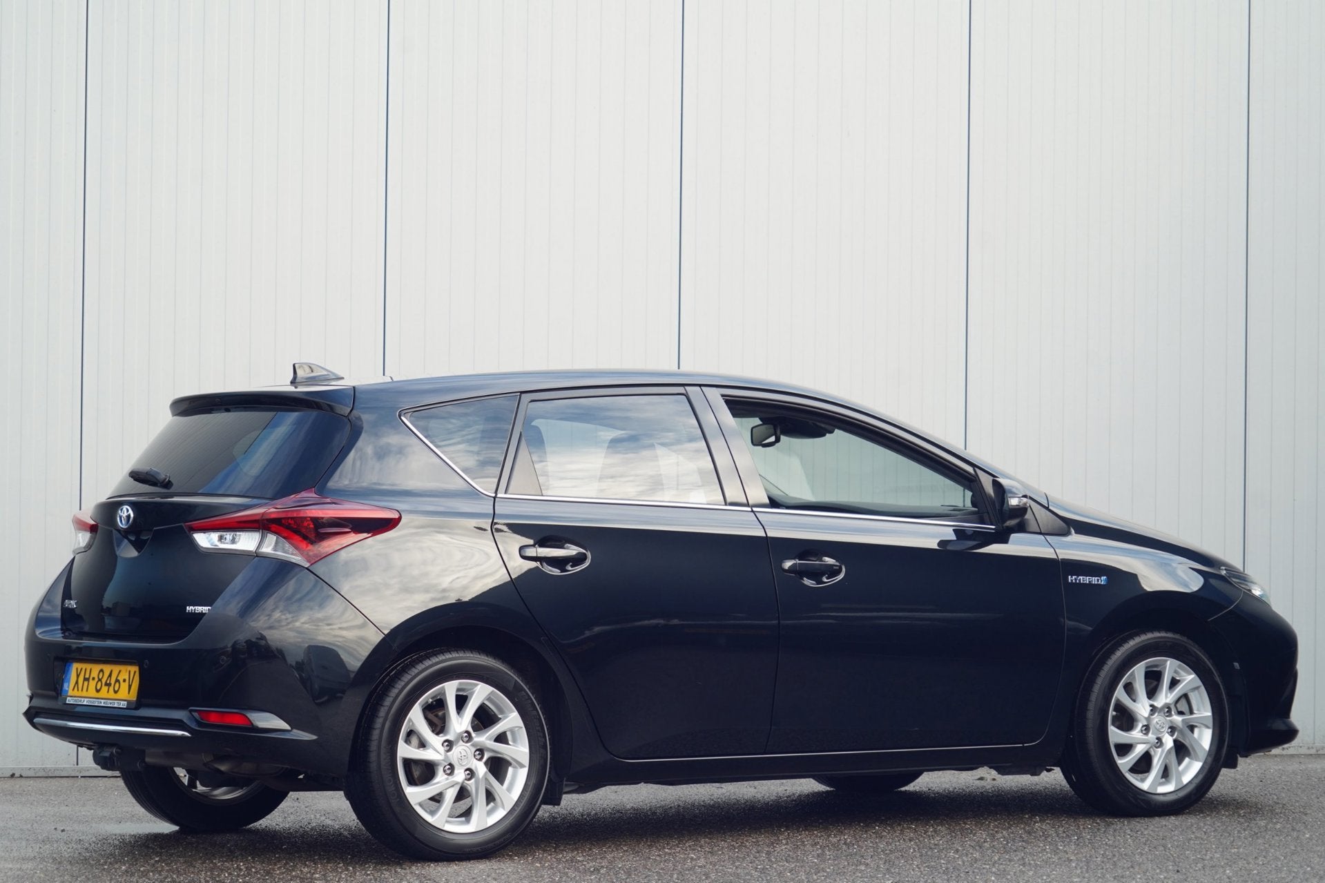 Toyota Auris 1.8 Hybrid Business Plus / 90dkm NAP / Navi / C, Gebruikt, 4 cilinders, Zwart, Origineel Nederlands