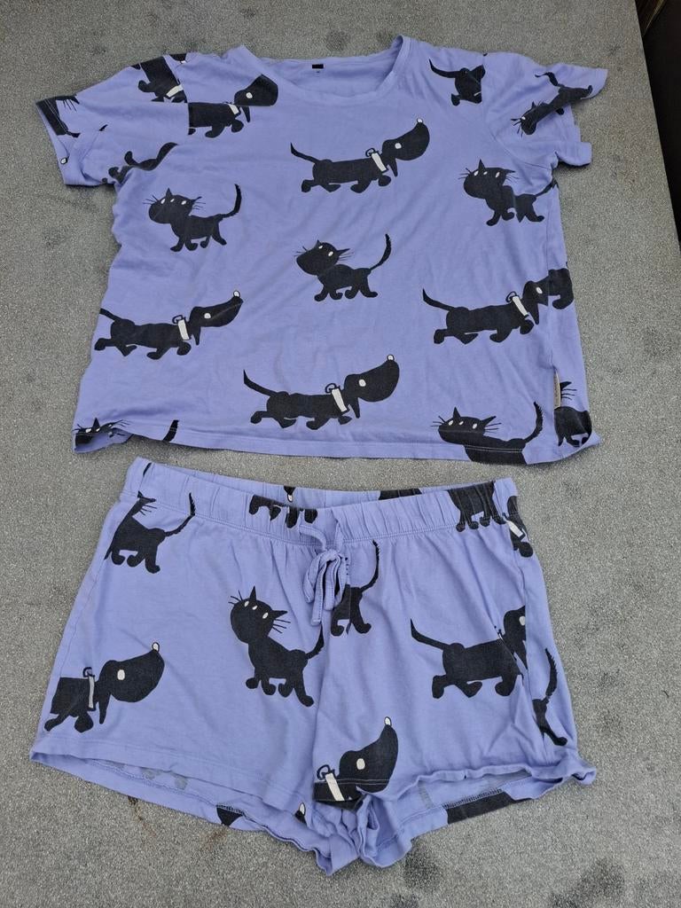 Leuke pyjama set met takkie en siepie print - Maat M, Kleding | Dames, Ophalen of Verzenden, Gedragen, Maat 38/40 (M)