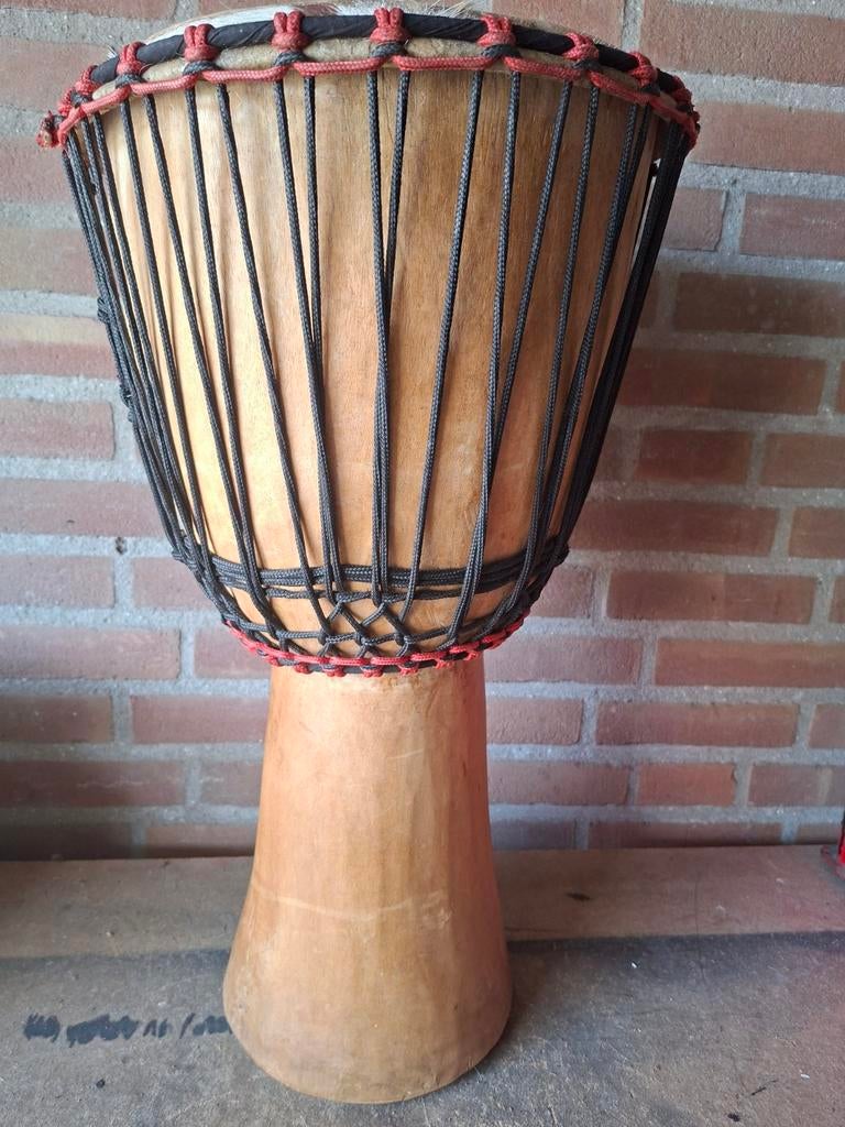 Djembe uit Guinee, Muziek en Instrumenten, Ophalen of Verzenden, Trommel
