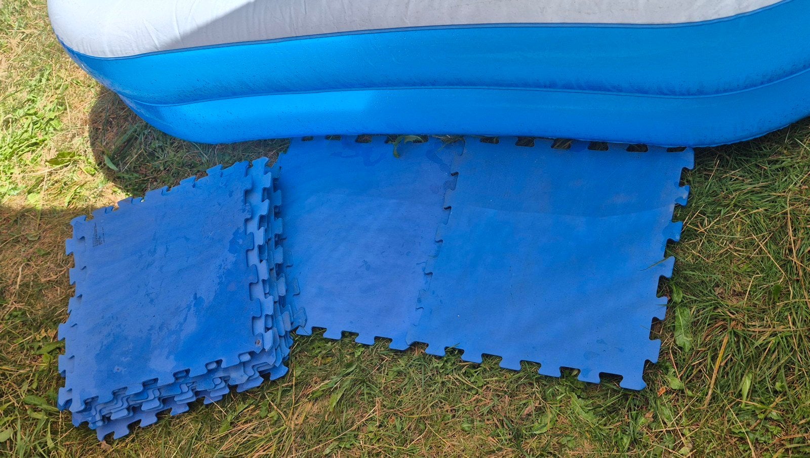 Blauw foam puzzel tegels - 23stuks, Tuin en Terras, Zwembad-toebehoren, Gebruikt, Grondzeil, Ophalen