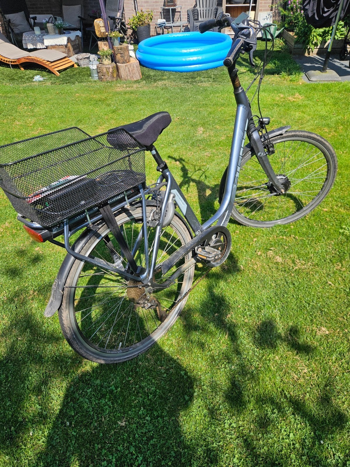 Stella   E-bike met mand, Ophalen, Gebruikt