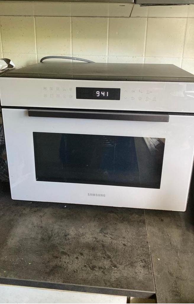 Samsung MC35R8058CG Oven Combi-magnetron 35L - Zilver, Ophalen of Verzenden, Zo goed als nieuw, Minder dan 45 cm