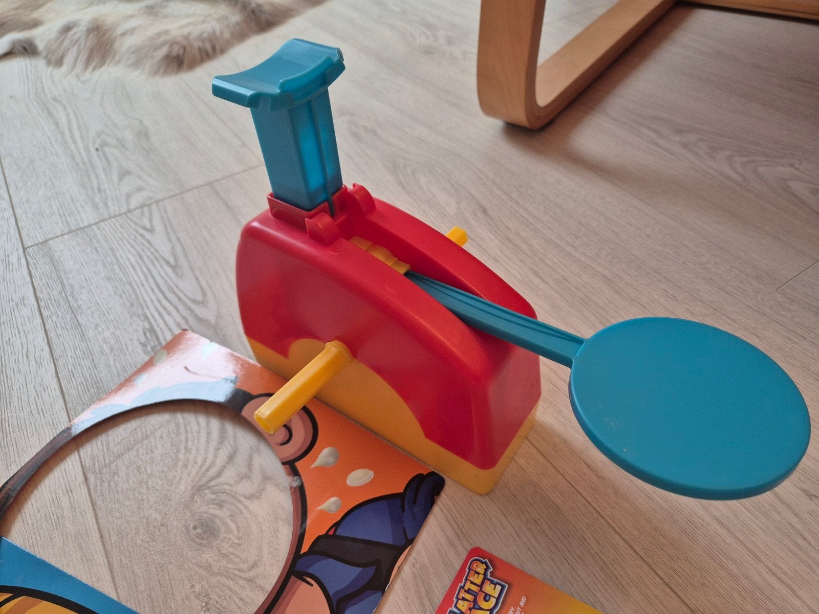 Splatter Face Spel - Hilarisch Gezinsspel, Een of twee spelers, Ophalen, Gebruikt, Hasbro