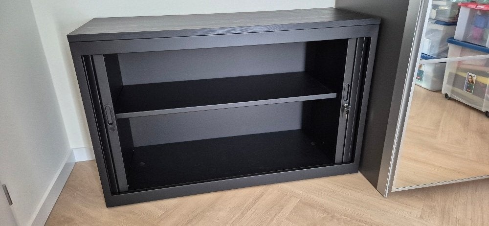 2x professionele zakelijke roldeurkast, hoog en laag, Huis en Inrichting, Kasten | Roldeurkasten en Archiefkasten, Modern hout/metaal zwart