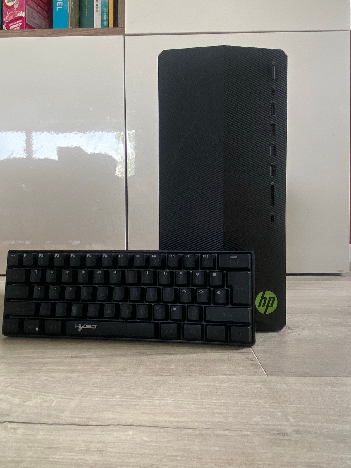 Game pc + toetsenbord, Computers en Software, Desktop Pc's, Zo goed als nieuw, 3 tot 4 Ghz, HDD, 8 GB, Met videokaart, Gaming