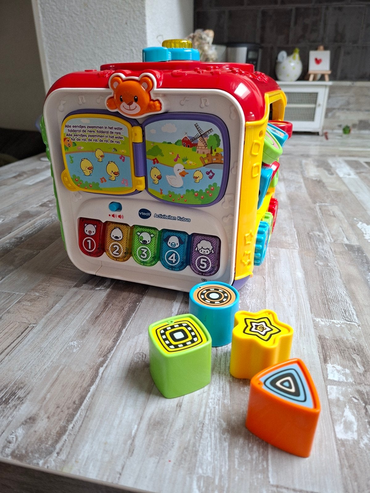 Vtech activiteiten kubus compleet, Ophalen of Verzenden, Zo goed als nieuw, Overige typen, Met licht