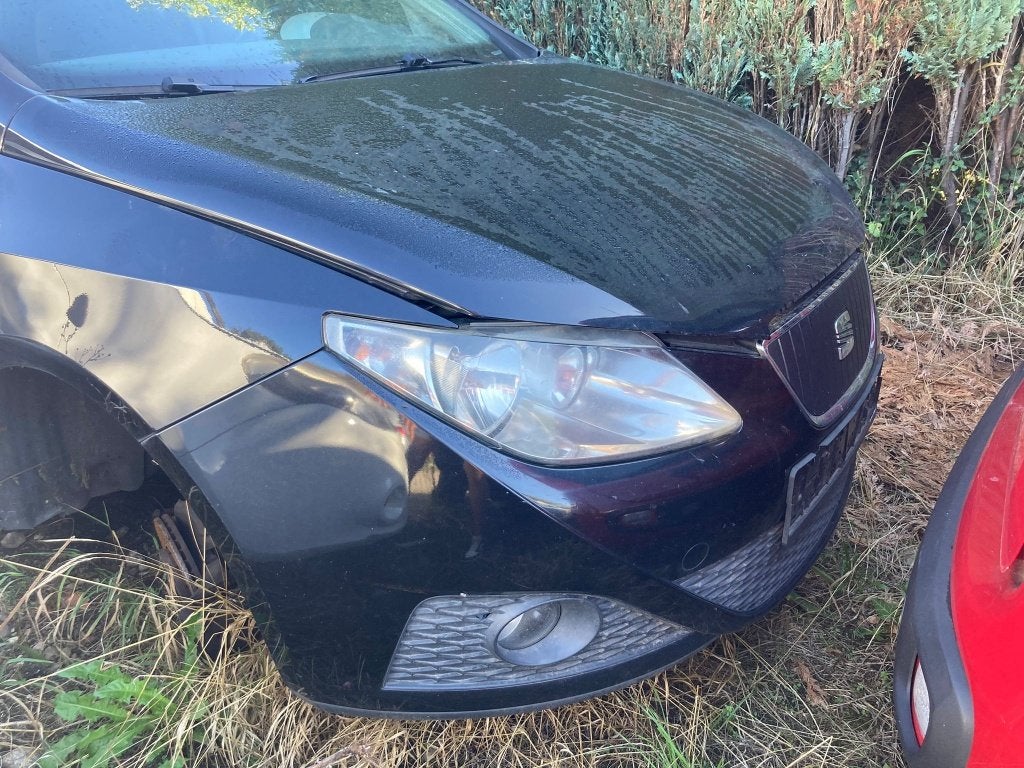 Te koop: Diverse onderdelen Seat Ibiza 2010, Ophalen, Gebruikt, Rechts, Bumper