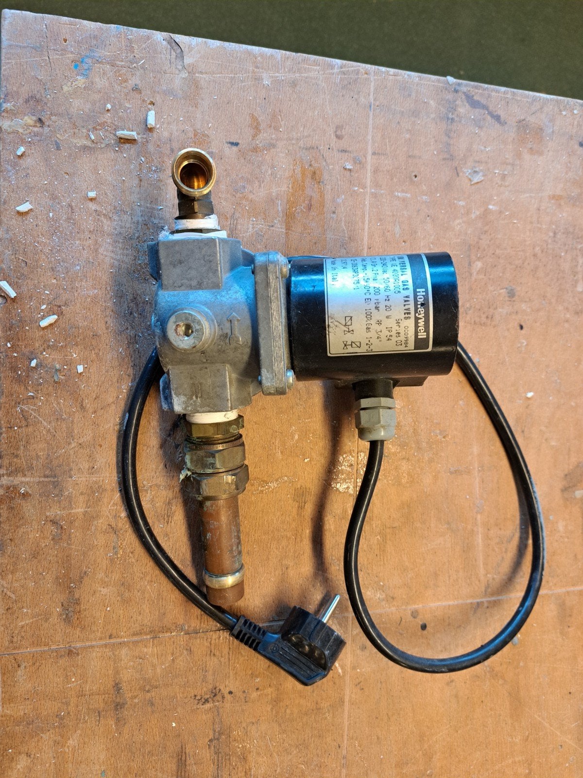 Honeywell VE 4020A1005  Gasmagneetklep / Magneetventiel, Doe-het-zelf en Verbouw, Ophalen of Verzenden, Minder dan 60 cm, Minder dan 200 watt