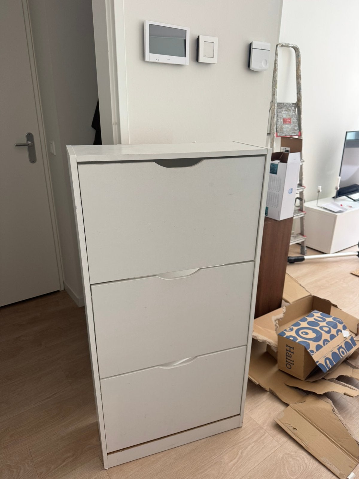 Schoenenkastje, Ophalen, Zo goed als nieuw