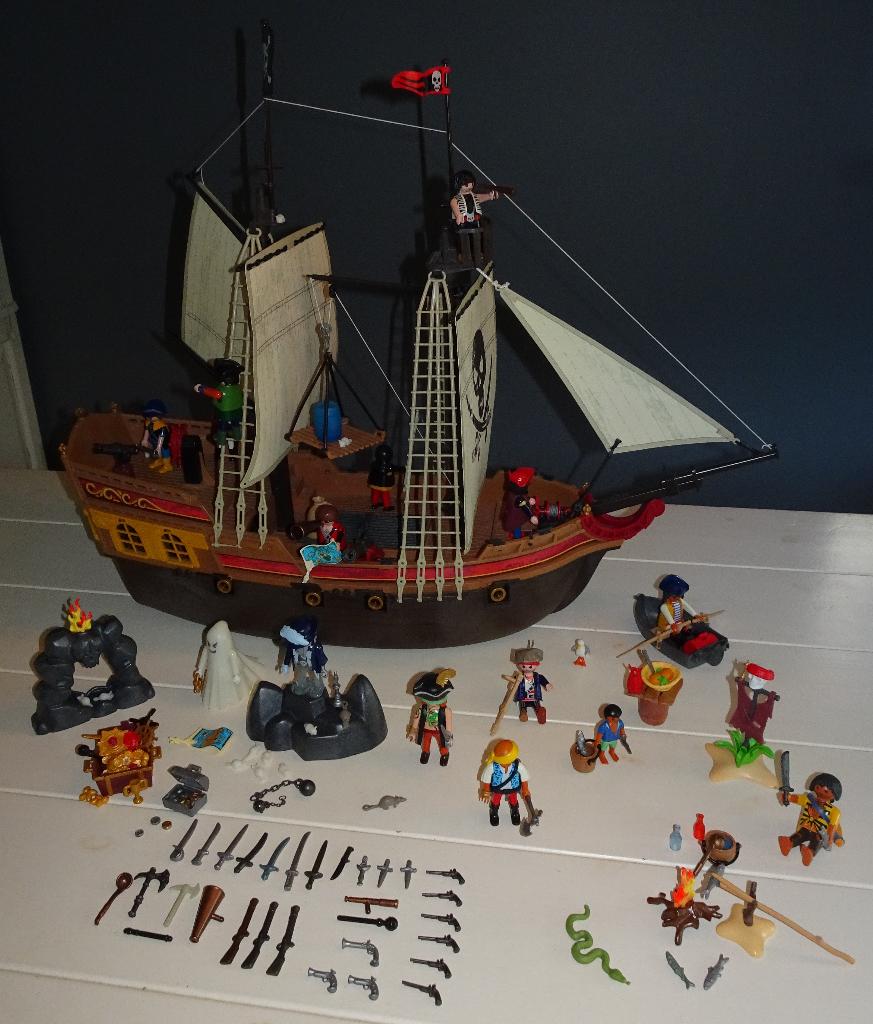 Playmobil - Piratenschip (Meerdere Sets), Kinderen en Baby's, Speelgoed | Playmobil, Zo goed als nieuw, Complete set, Ophalen of Verzenden
