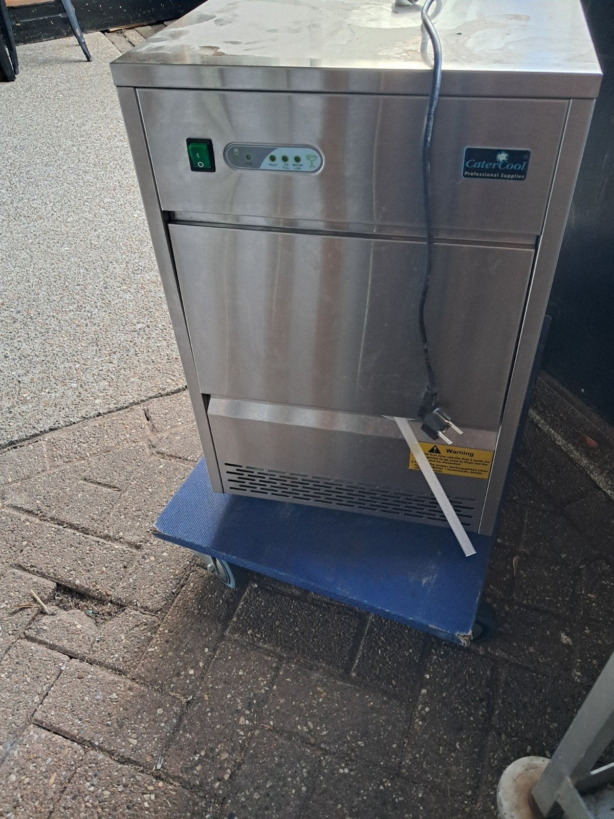 CaterCool IJsblokjesmachine Horeca - Zelfvriezend, Ophalen, Gebruikt