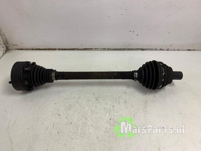 Aandrijfas links-voor van een Volkswagen Golf Plus, Gebruikt, -, Volkswagen, -