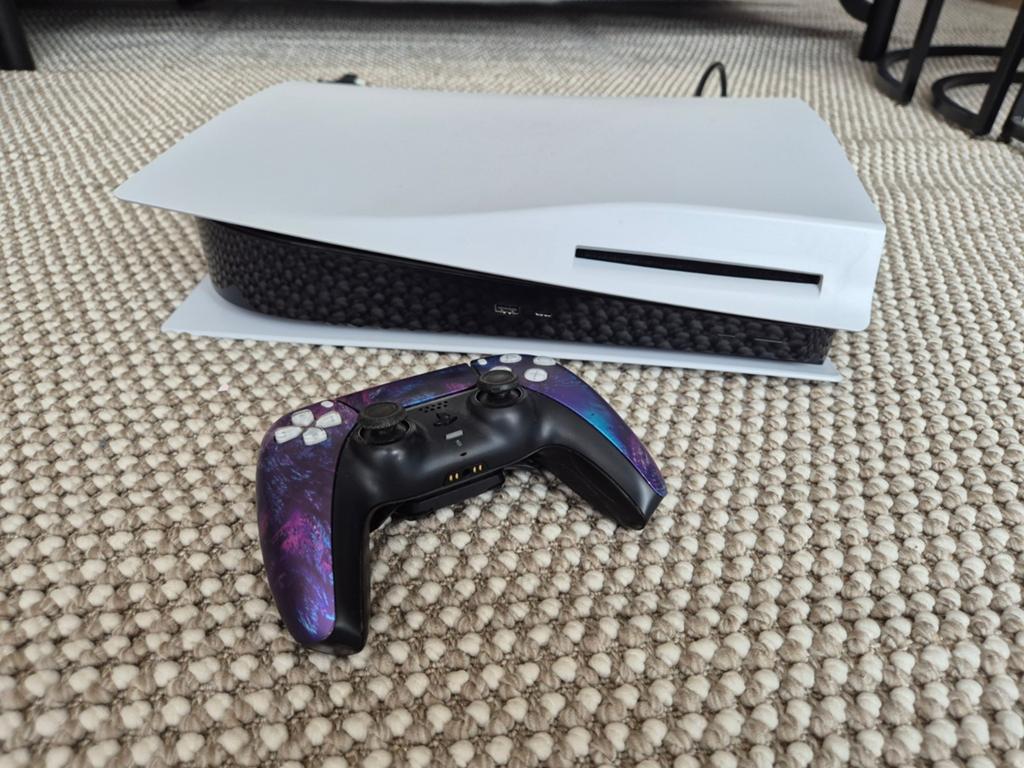 PS5 Disc edition + Modded controller + Games collectie, Spelcomputers en Games, Games | Sony PlayStation 5, Ophalen, Zo goed als nieuw