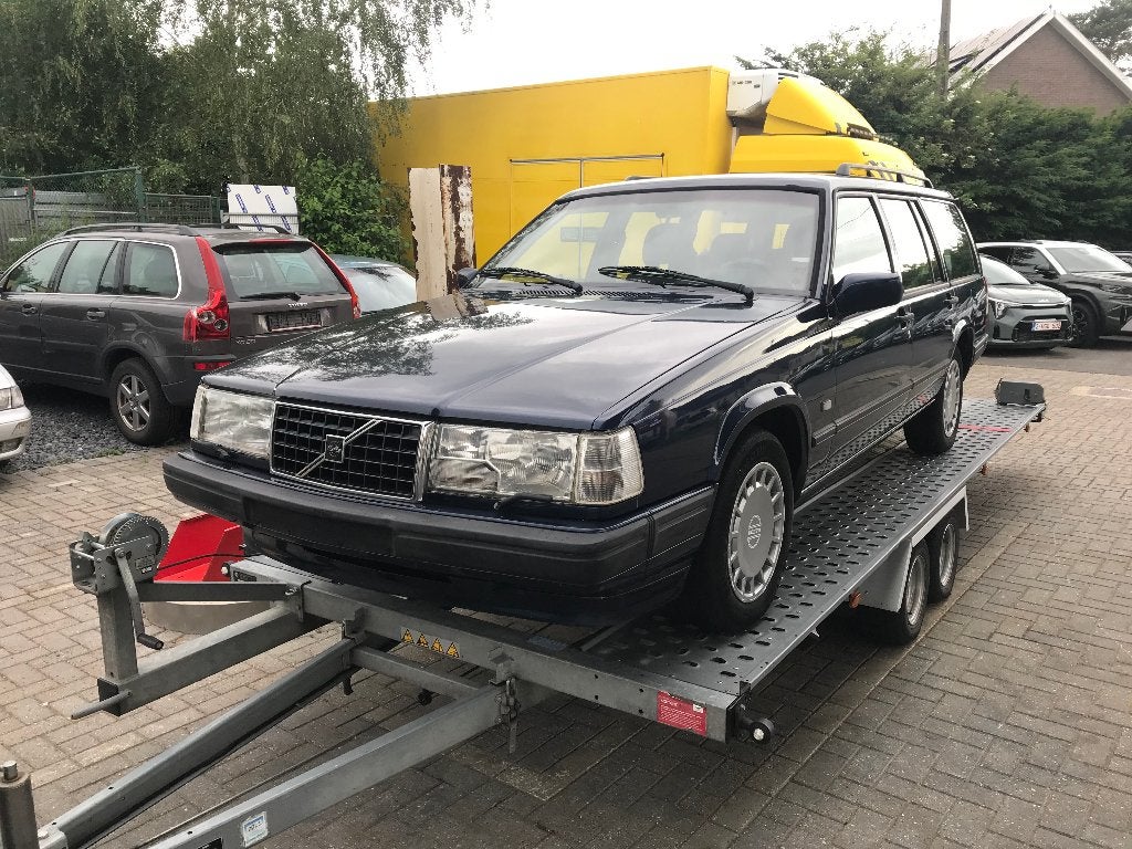 Volvo - 940 Polar 2.3T  Automaat     ST-BV-74, Auto's, Volvo, 2300 cc, Leder, Bedrijf, Stoelverwarming