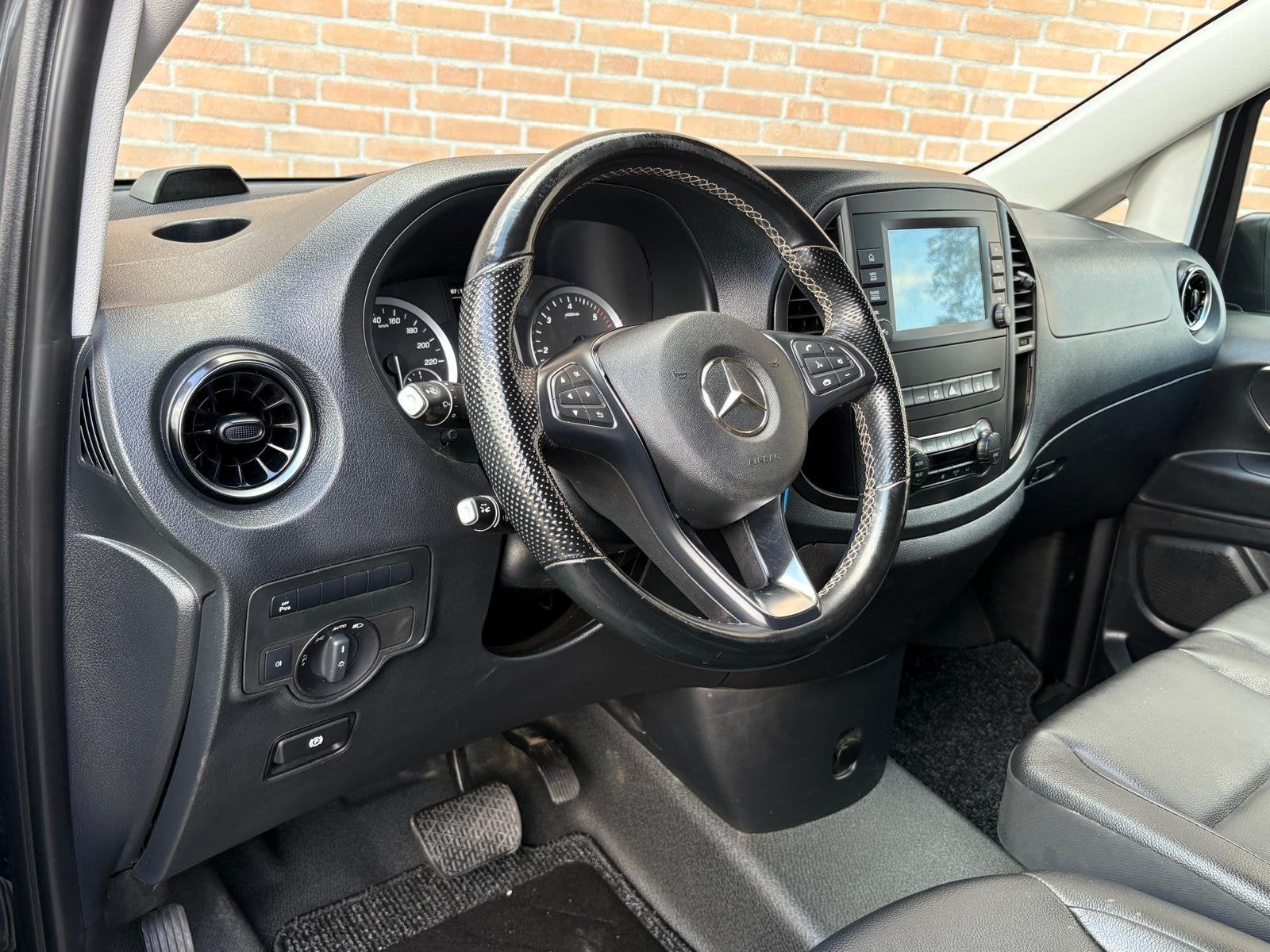 Mercedes-Benz Vito 119CDI 190PK Lang 9G-Tronic / Distronic /, Auto's, Bestelauto's, Achterwielaandrijving, Gebruikt, Met garantie (alle)