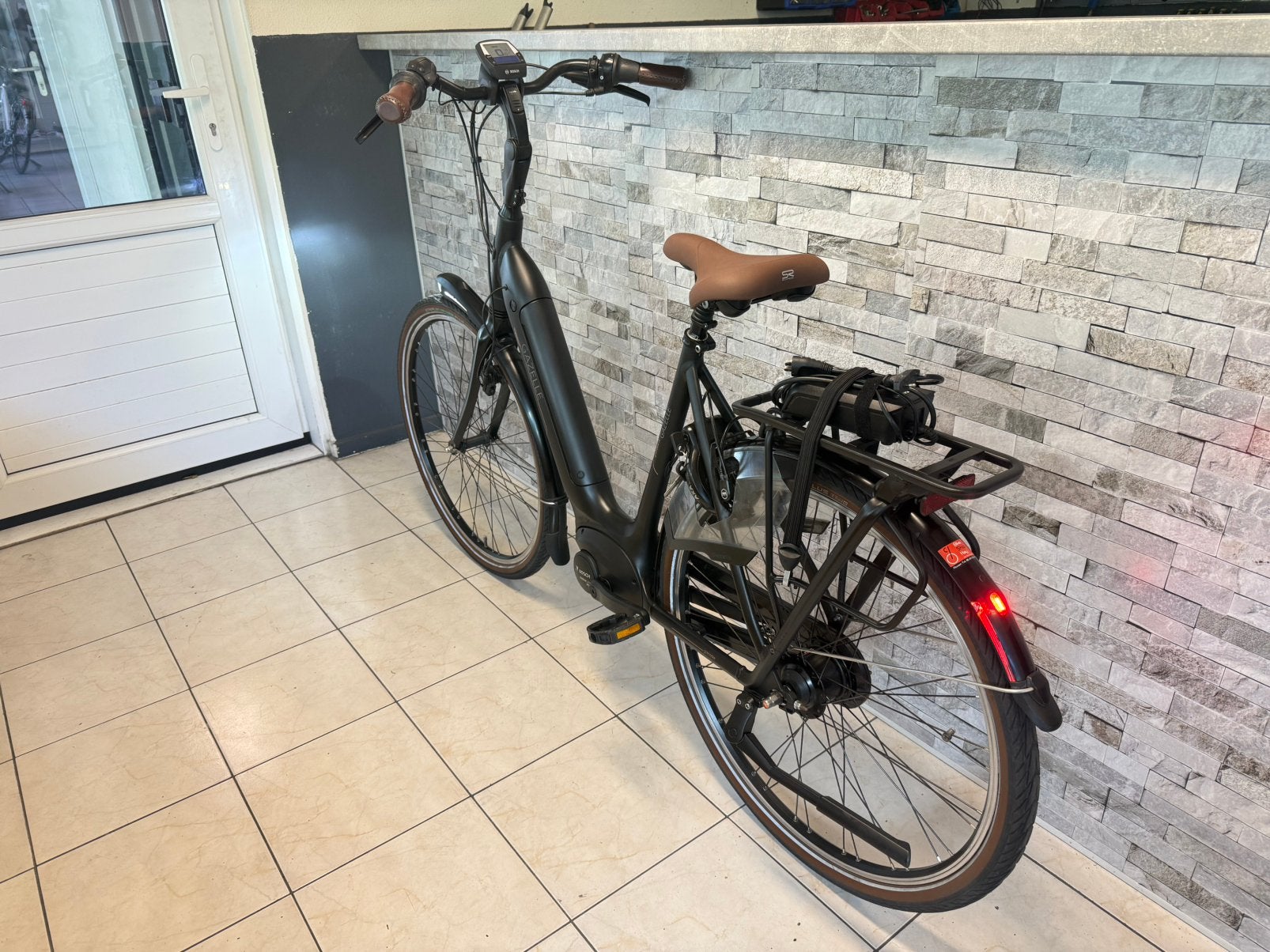 E-Bike Gazelle Grenoble C8. D57cm. Bosch Active Line Plus, Ophalen, Zo goed als nieuw, /, /